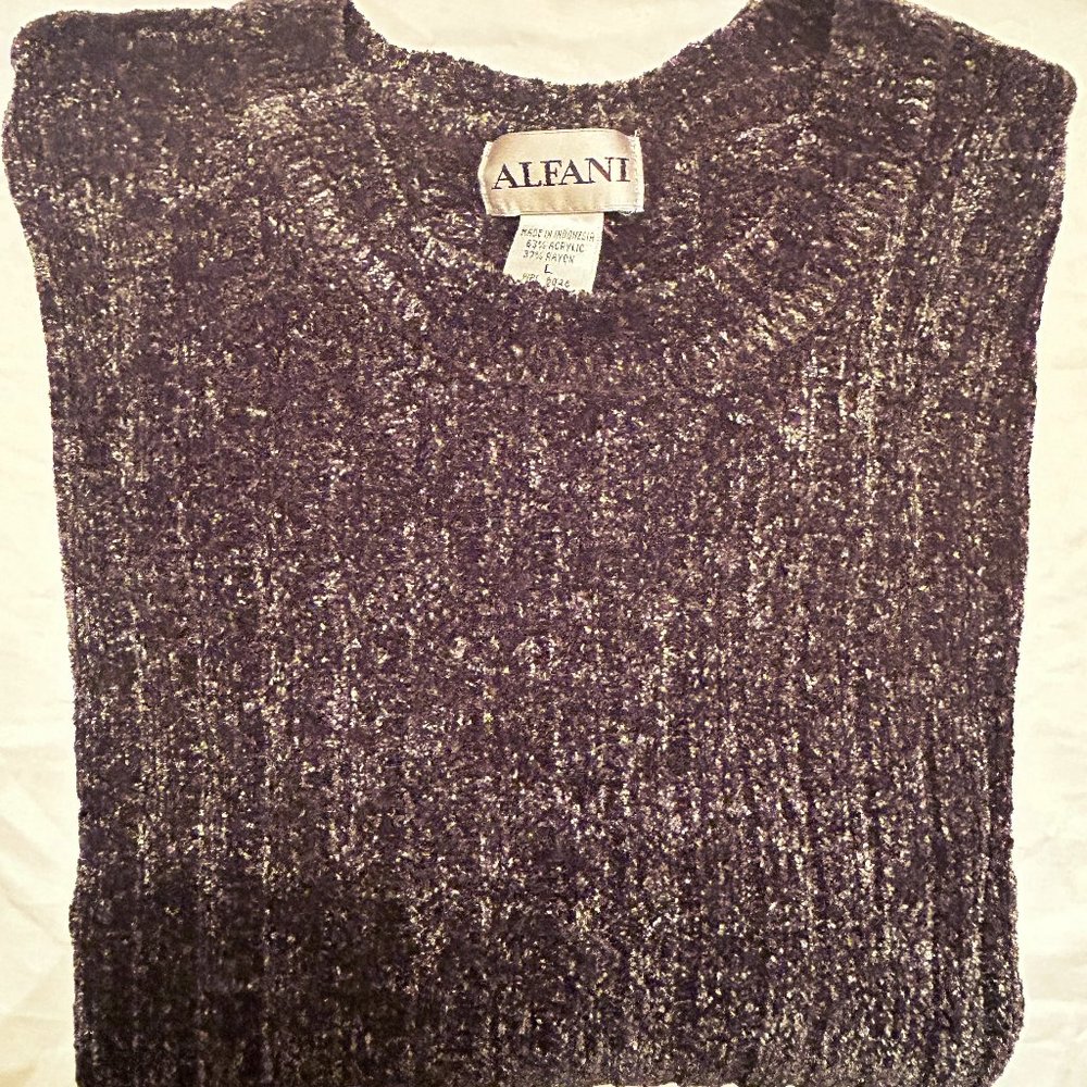 Men's ALFANI Sweater - size L